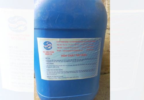 HÓA CHẤT TẨY RỬA  CÁU CẶN M2010